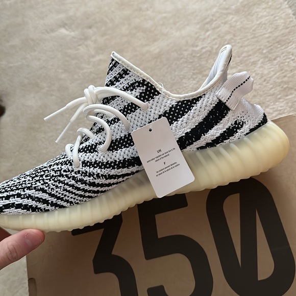 Adidas Zebra Yeezy Size 11.5 - Picture 3 of 6